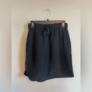 Black lululemon skirt